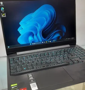 New Laptop Lenovo Ideapad 3 16GB AMD Ryzen 5 SSD 256GB