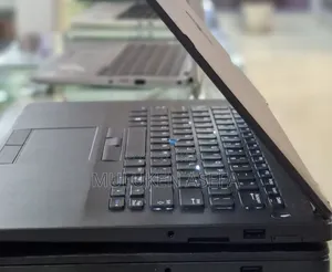 Photo - New Laptop Dell Latitude 5480 8GB Intel Core I5 SSD 256GB