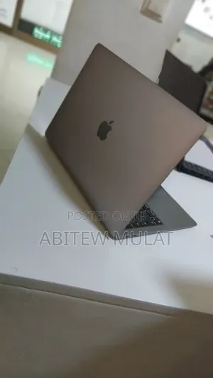 New Laptop Apple MacBook Air 2020 M1 8GB Apple M1 SSD 256GB