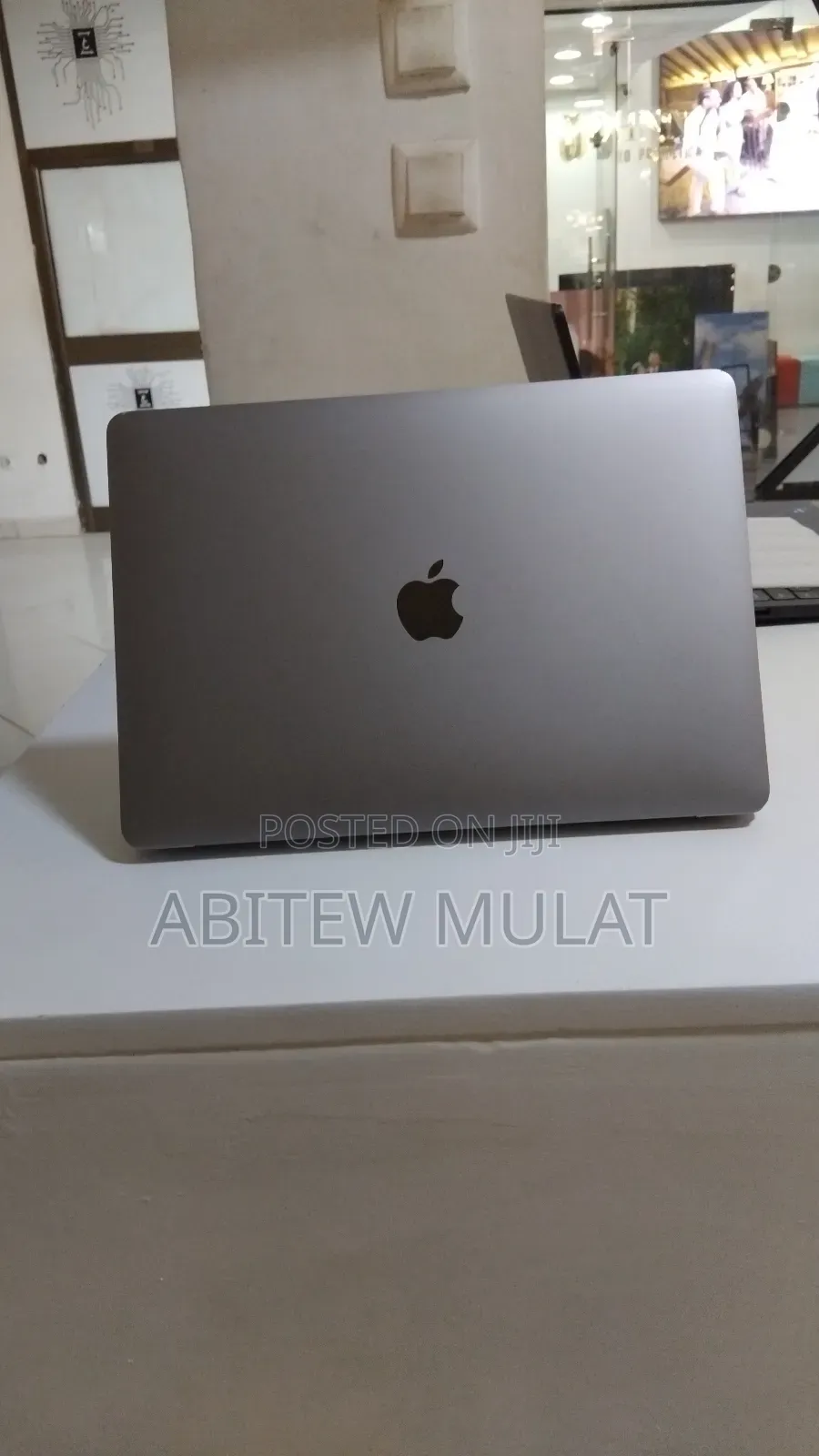 New Laptop Apple MacBook Air 2020 M1 8GB Apple M1 SSD 256GB