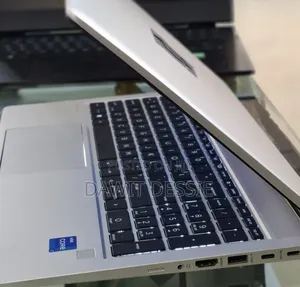 New Laptop HP 16GB Intel Core I7 SSD 512GB
