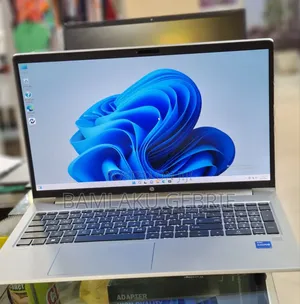 Photo - New Laptop HP ZBook Firefly 14 G7 16GB Intel Core I7 SSD 512GB