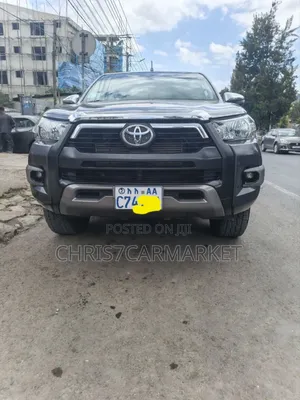 Toyota Hilux Revo Double Cab Deisel 2.8 AWD 2021 Gray