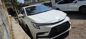 New Toyota Corolla 2024 White