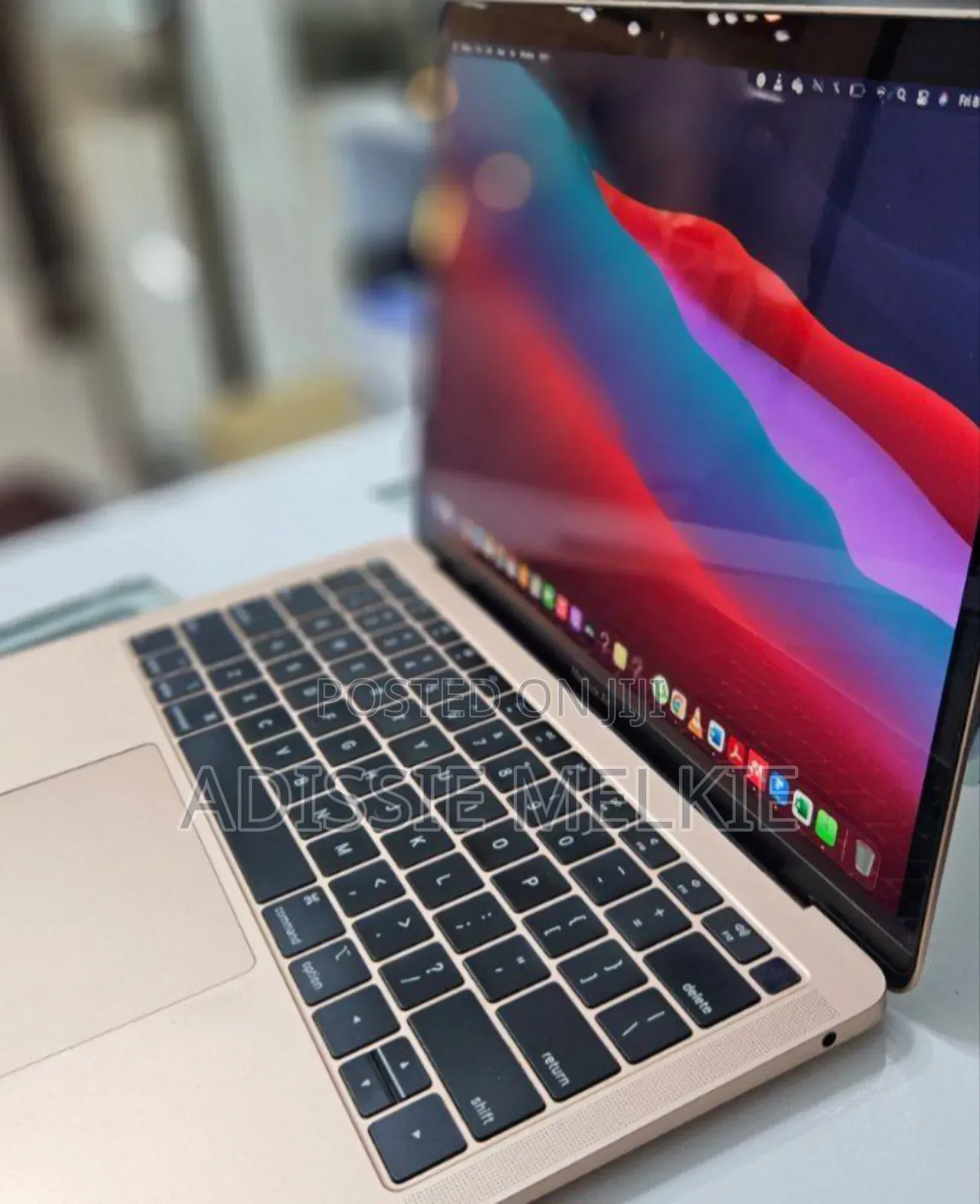 New Laptop Apple MacBook Air 2020 M1 8GB Intel Core Ultra 7 SSD 256GB