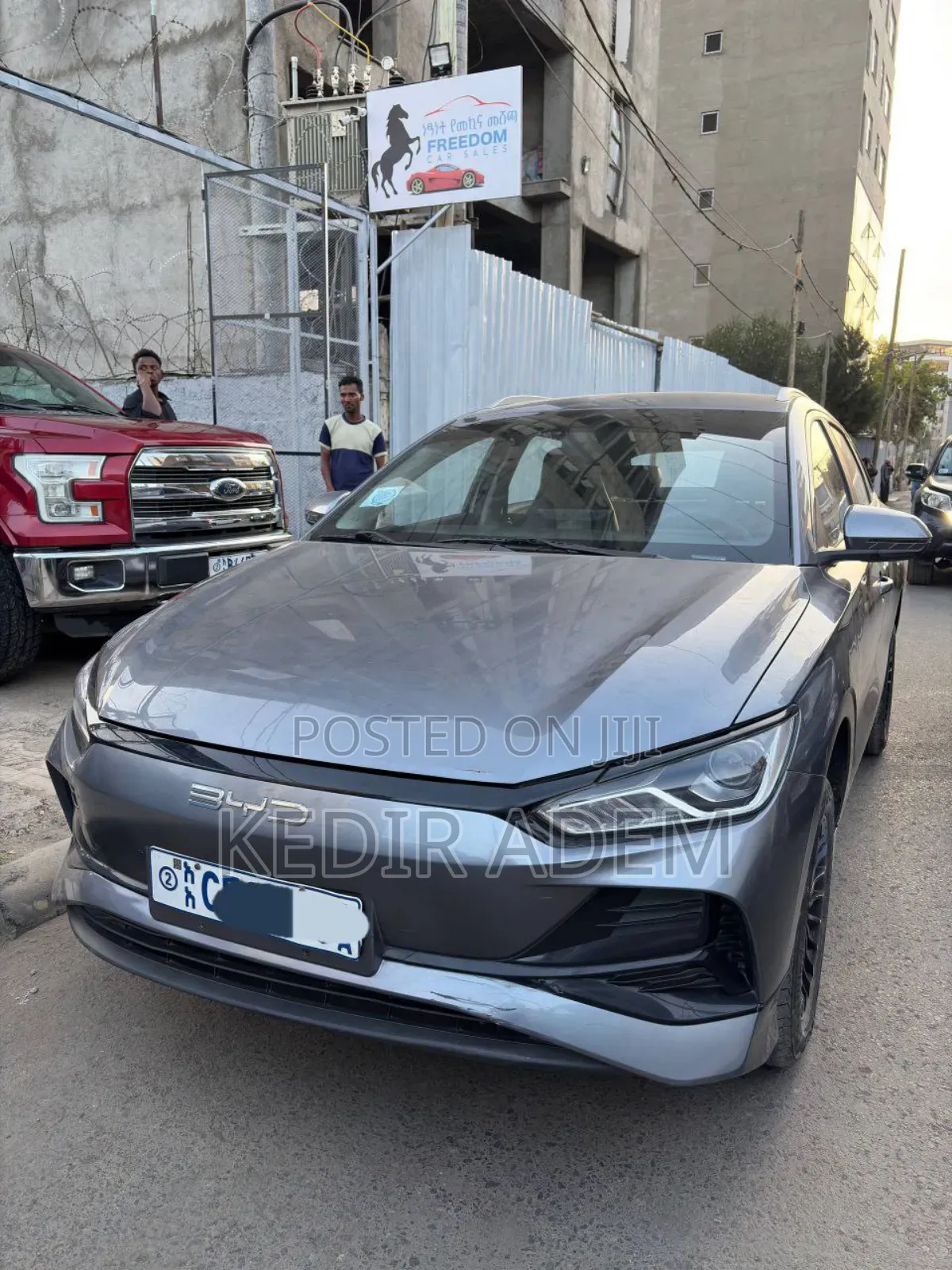 BYD E2 43 kWh 94 hp FWD 2024 Gray