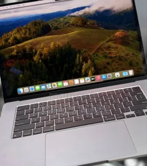 New Laptop Apple MacBook Air 2024 M3 13-Inch 8GB Apple M1 SSD 256GB