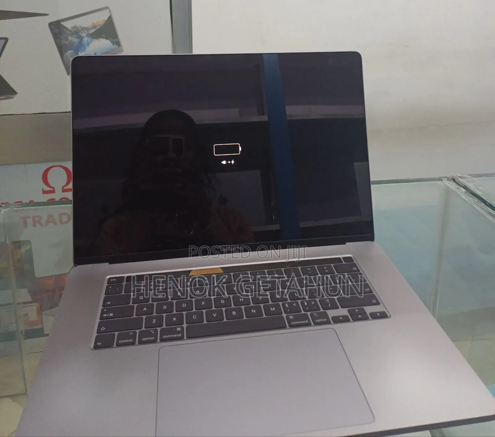 New Laptop Apple MacBook Pro 2019 32GB Intel Core I9 SSD 1T