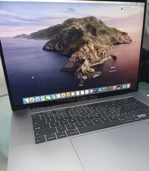 New Laptop Apple MacBook Pro 2019 32GB Intel Core I9 SSD 1T