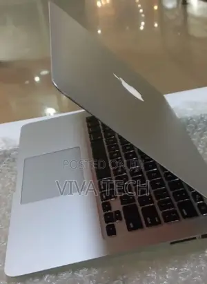 New Laptop Apple MacBook Air 2017 8GB Intel Core i5 SSD 128GB
