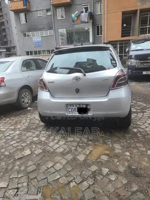 Toyota Yaris 1.0 2006 Silver