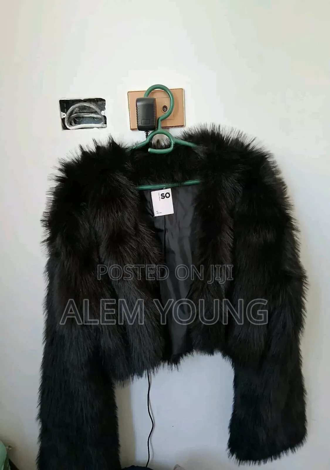 Short Fluffy Jacket for Women