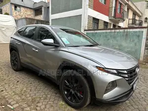 Hyundai Tucson 2021 Silver