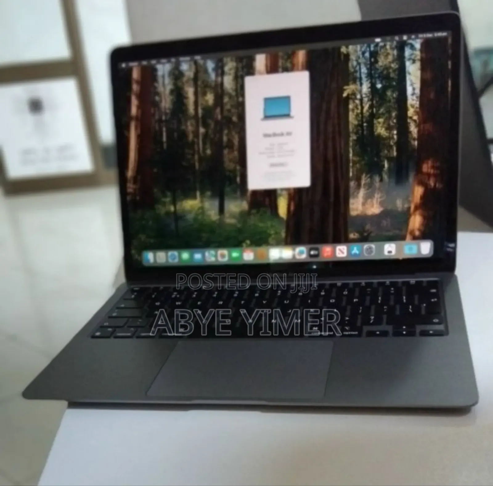New Laptop Apple MacBook Air 2020 M1 8GB Apple M1 SSD 256GB