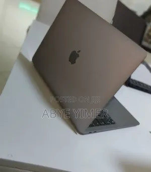 New Laptop Apple MacBook Air 2020 M1 8GB Apple M1 SSD 256GB