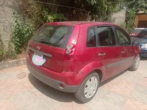 Photo - Ford Fiesta 1.3 2006 Brown