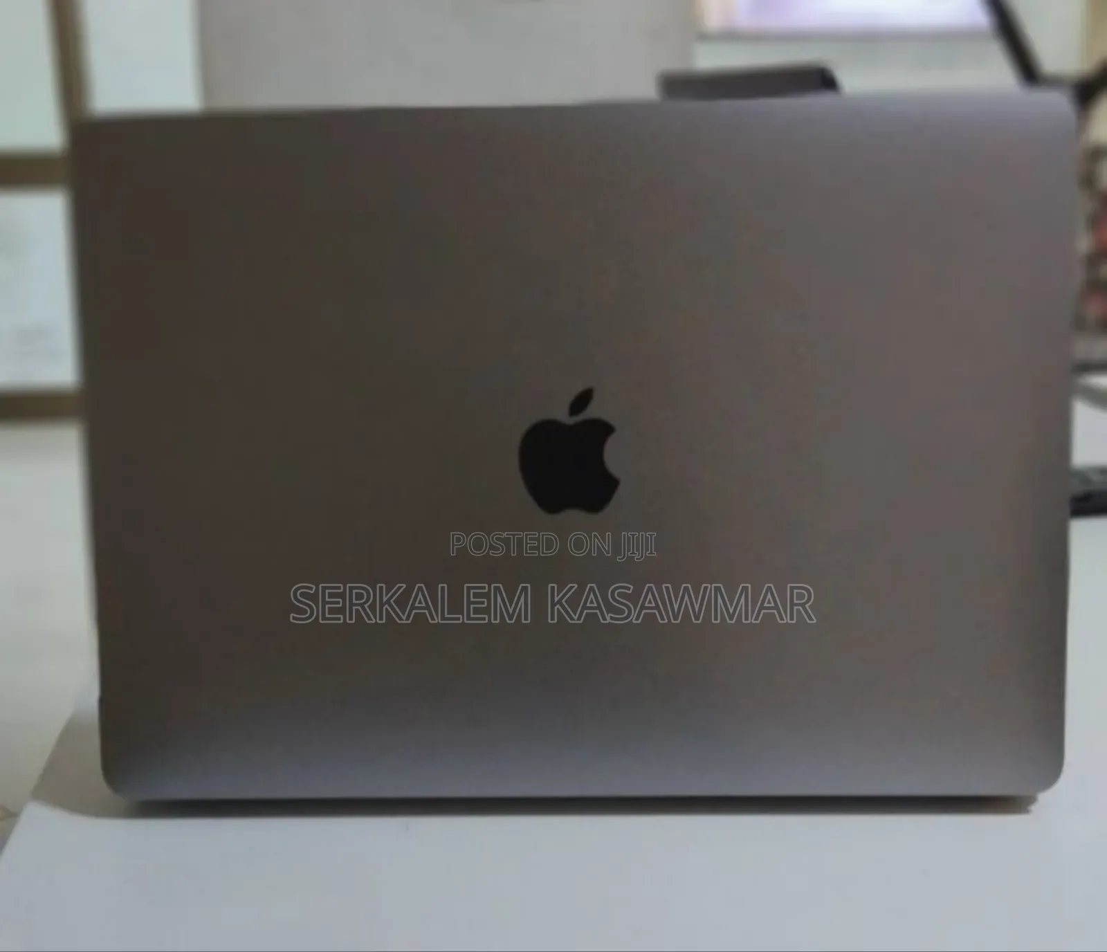 New Laptop Apple MacBook Air 2020 M1 8GB Apple M1 SSD 256GB