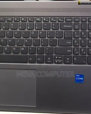 New Laptop Lenovo Yoga 7i 16GB Intel Core I7 SSD 512GB