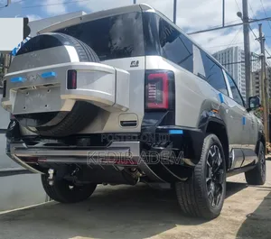 Photo - New BYD Leopard 8 2.0 Hybrid AWD 2025 Brown