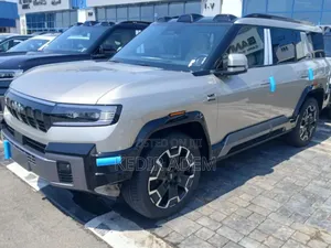 New BYD Leopard 8 2.0 Hybrid AWD 2025 Brown