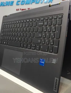 New Laptop Lenovo Yoga 7 15ITL5 16GB Intel Core I7 SSD 512GB