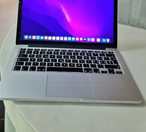 Photo - New Laptop Apple MacBook Pro 2015 8GB Intel Core I5 SSD 256GB