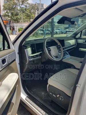 Photo - New Hyundai Santa Fe 2025 White