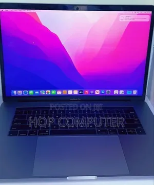 New Laptop Apple MacBook Pro 2017 16GB Intel Core I7 SSD 512GB