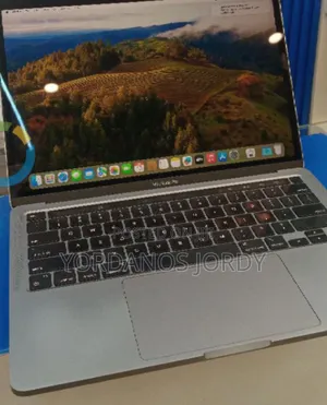 Photo - New Laptop Apple MacBook Pro M1 8GB Apple M1 Pro SSD 256GB