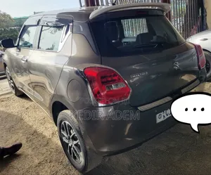 Suzuki Swift 2022 Gray
