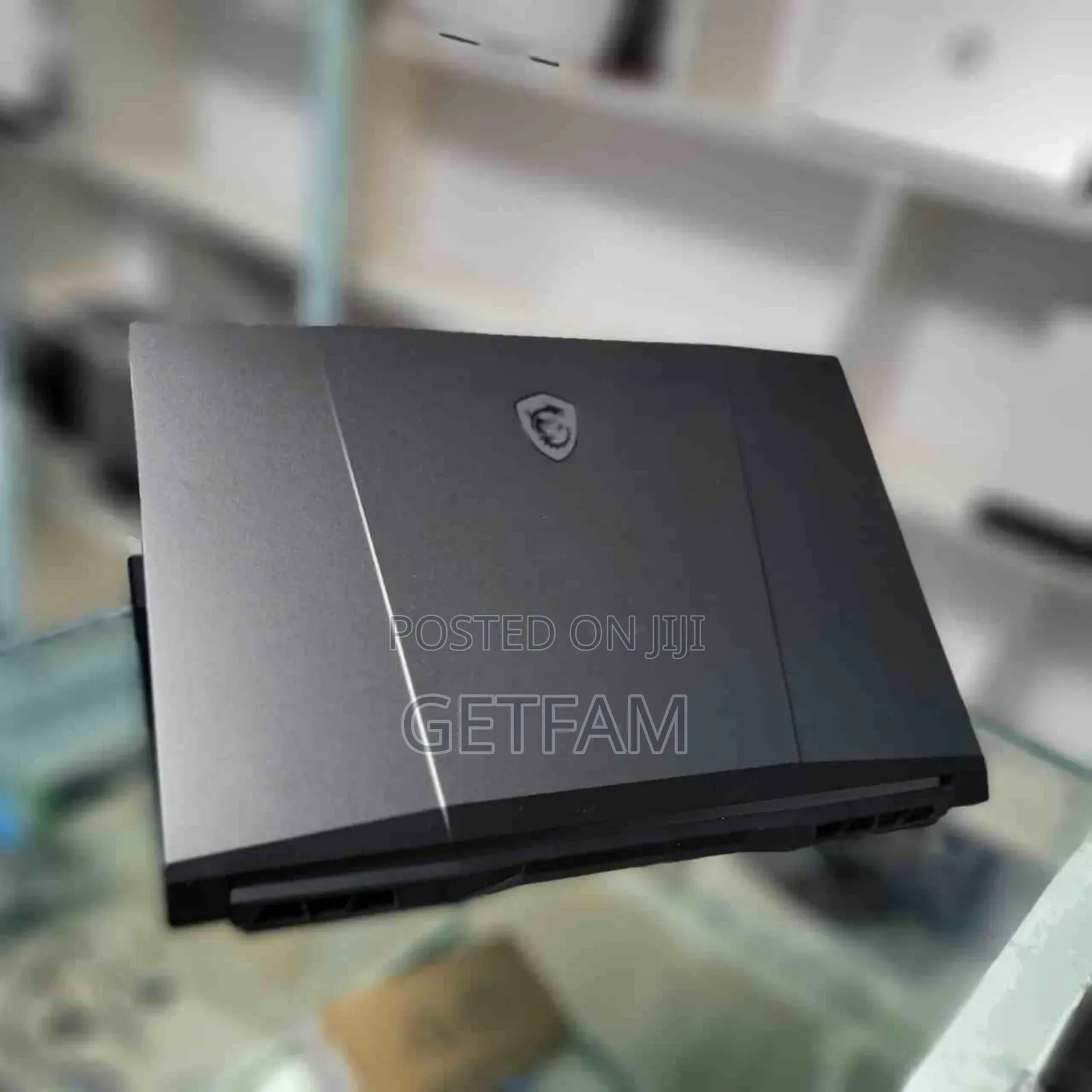 New Laptop MSI Crosshair 17 16GB Intel Core I7 SSD 512GB