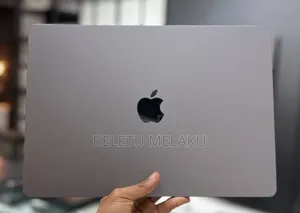 New Laptop Apple MacBook Air 2024 M3 15-Inch 8GB Apple M3 SSD 256GB