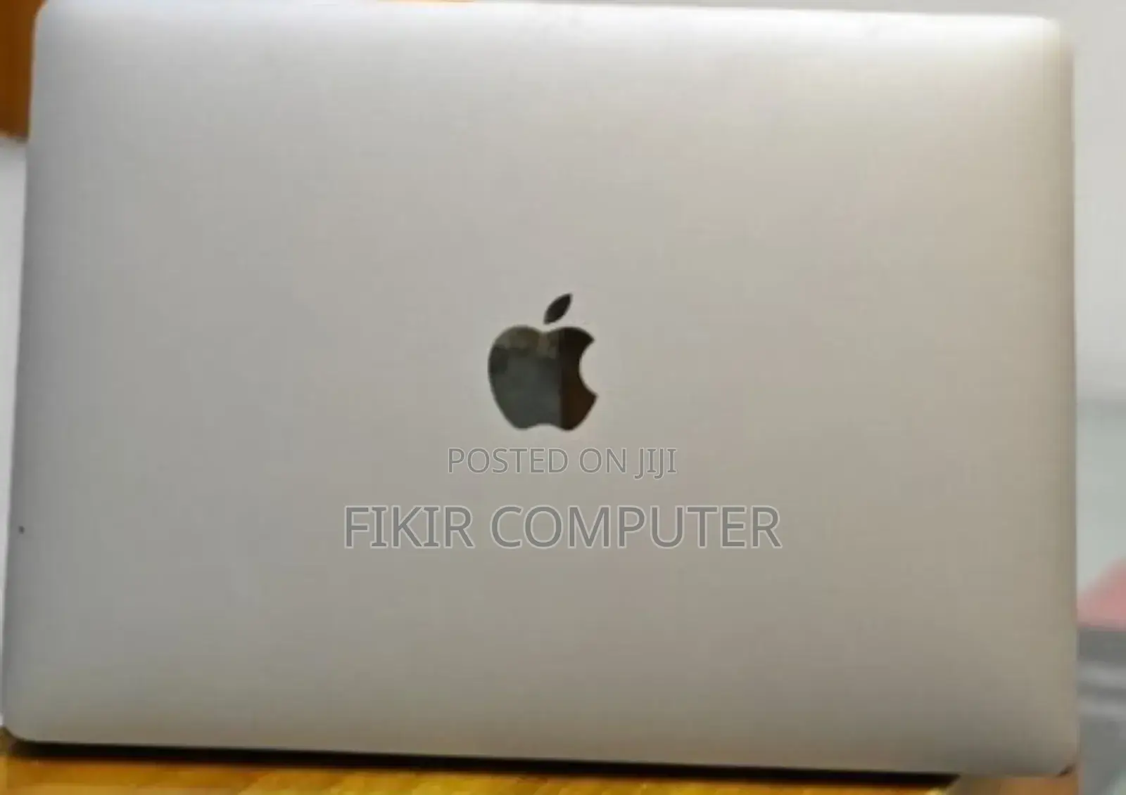 New Laptop Apple MacBook Pro 2019 16GB Intel Core I5 SSD 1T