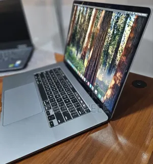 New Laptop Apple MacBook Pro 2019 16GB Intel Core I9 SSD 1T