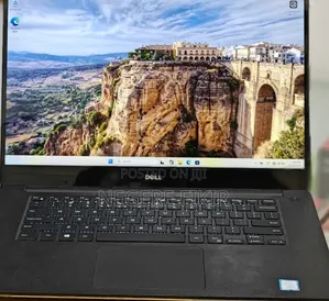 Photo - New Laptop Dell XPS 15 16GB Intel Core I7 SSD 256GB