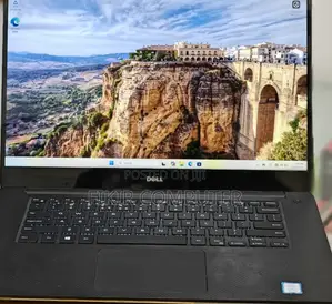 New Laptop Dell XPS 15 16GB Intel Core I7 SSD 256GB