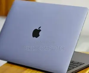 New Laptop Apple MacBook Pro 2019 16GB Intel Core I5 SSD 256GB