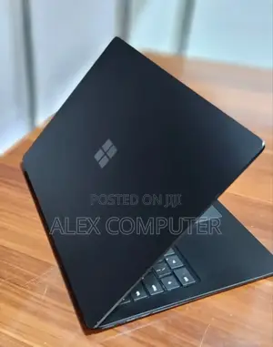 New Laptop Microsoft Surface Laptop 5 16GB Intel Core I7 SSD 256GB