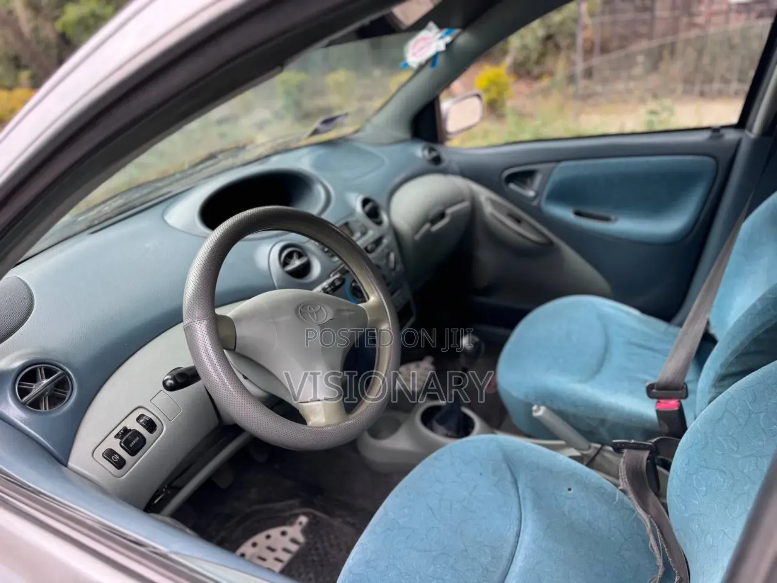 Toyota Yaris 1999 Silver