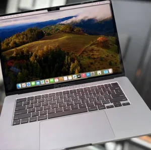 New Laptop Apple MacBook Air 2024 M3 15-Inch 8GB Apple M3 SSD 256GB