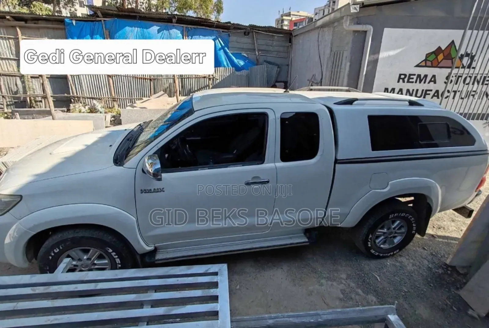 Toyota Hilux 2013 White