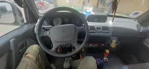 Mitsubishi Pajero 2001 Gray