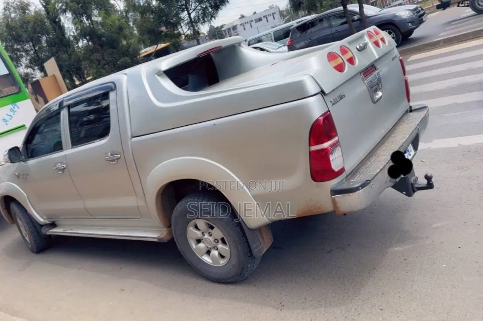 Toyota Hilux 2009 Silver