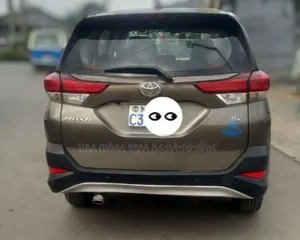 Toyota Rush 2023 Maroon