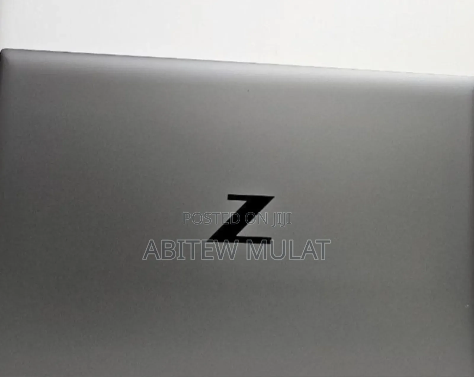 New Laptop HP ZBook Firefly G8 16GB Intel Core I7 SSD 1T