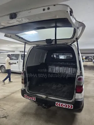 Toyota HiAce 2008 White