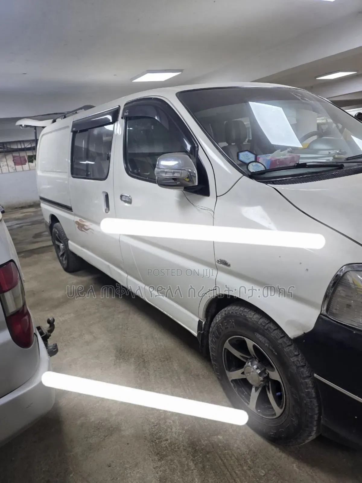 Toyota HiAce 2008 White