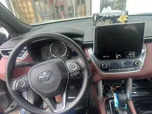 Toyota Corolla 2024 Gray