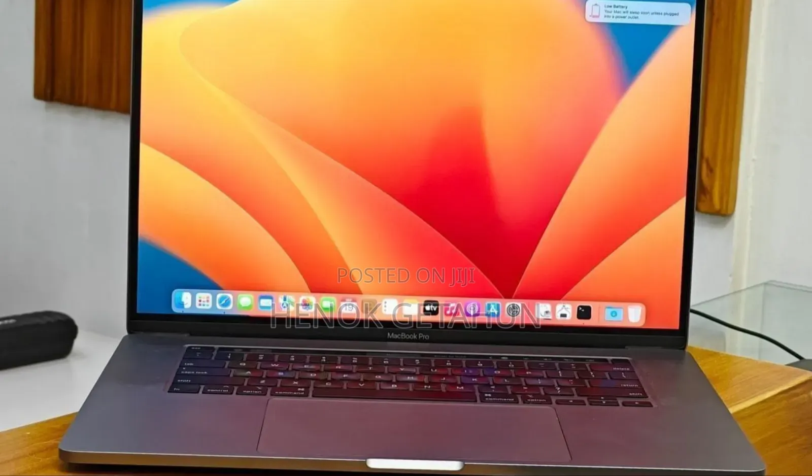 New Laptop Apple MacBook Pro 2019 32GB Intel Core i9 SSD 1T