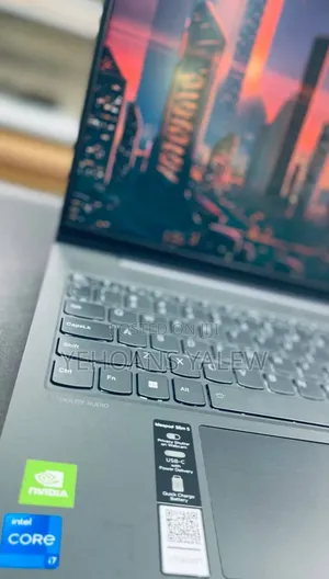 New Laptop Lenovo IdeaPad 720S 16GB Intel Core I7 SSD 512GB